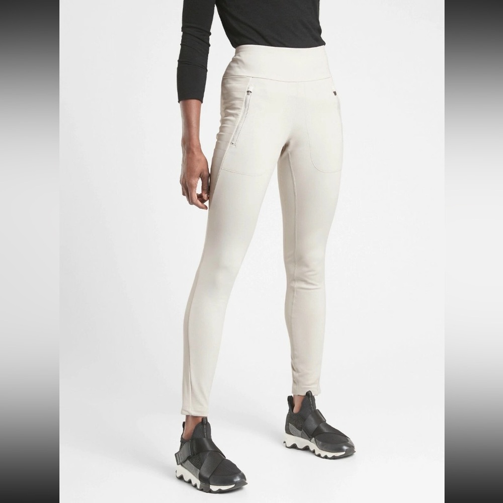 ***SALE*** Athleta Peak Hybrid Fleece Tight M GUC